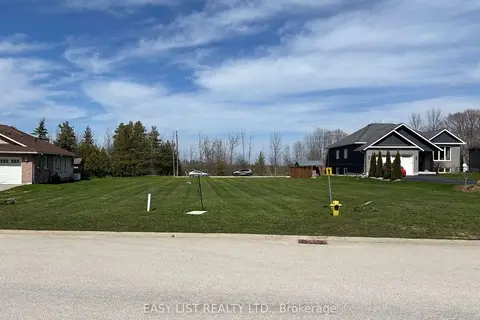 7 Glen Abbey Court