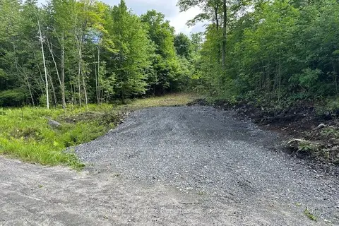 4 McNaughts Road