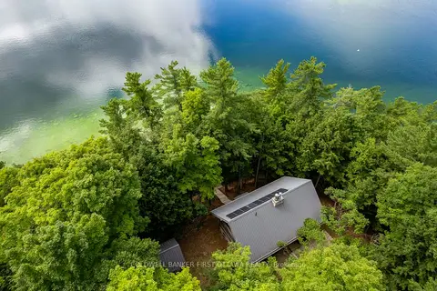 2275 Palmerston Lake