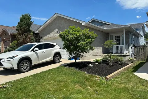 86 Loggers Grove Lower level