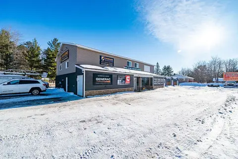 2551 Petawawa Boulevard A