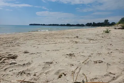 11705 LAKESHORE Road 26