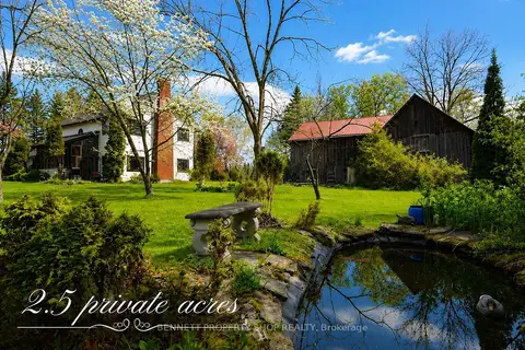 5696 Manotick Main Street