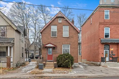 17 Arlington Avenue