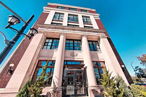404 King Street W 102