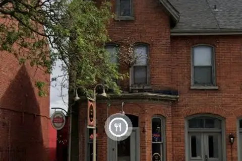 31 King Street E