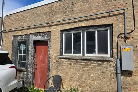 86 Sykes Street N