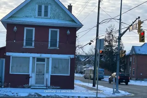 239 Park Street N