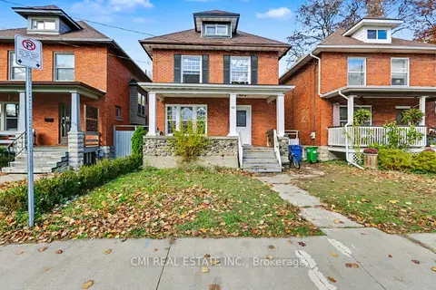 122 Montrose Street