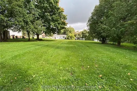 PT LOT 2 2ND Avenue