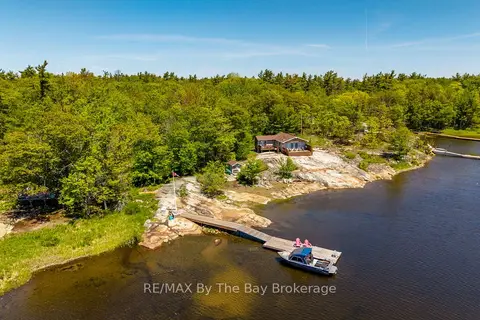 6980 Island 1810/Bone Island