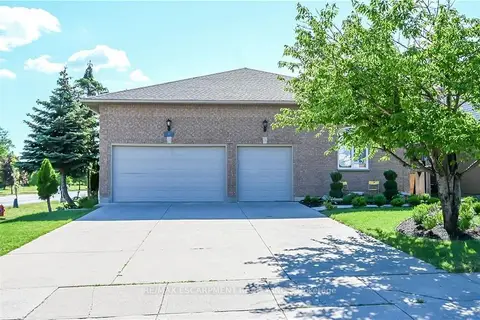 296 WINTERBERRY Drive LOWER