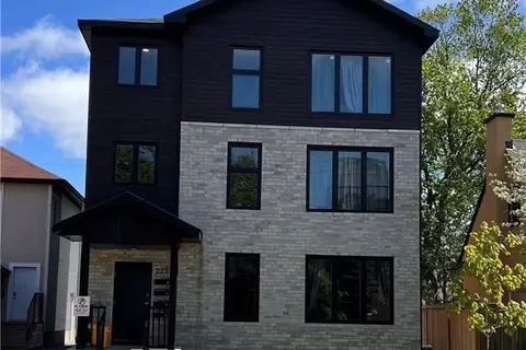 227 BLACKBURN Avenue