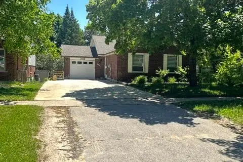 165 Bechtel Street W
