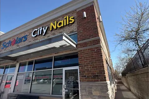 103 Clair Road E H106