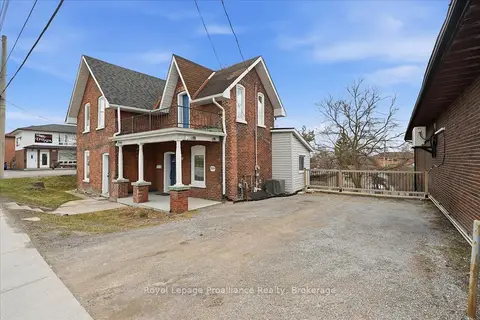 209 Dundas St. E.