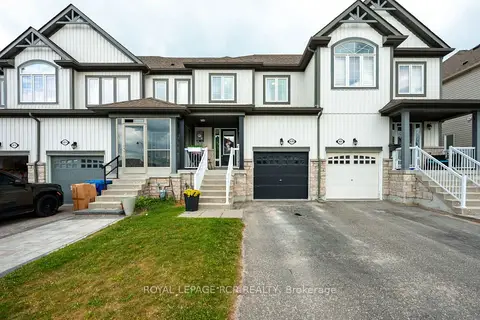 829 Cook Crescent