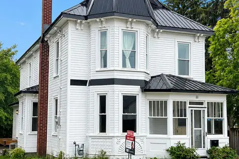 11 Alfred Street