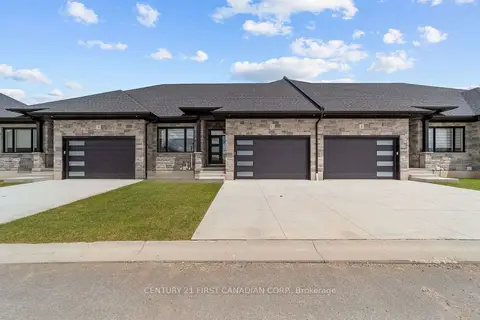 32 Postma Crescent 11