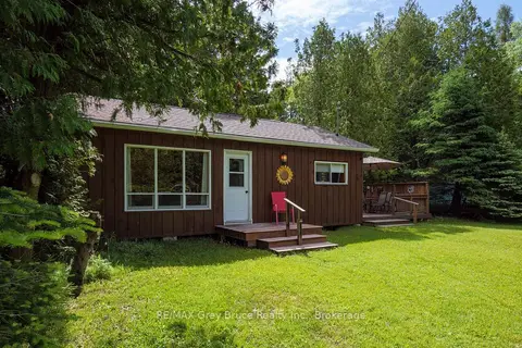 11 Eldridge Avenue