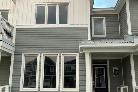 540 Oldenburg Avenue