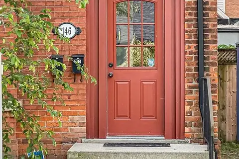 146 Forest Avenue