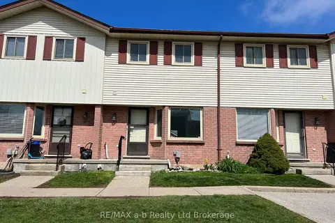 1115 Nellis Street 22