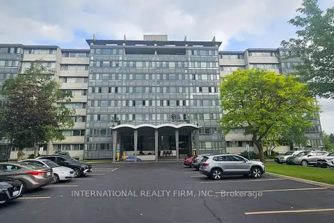 24 Midland Drive 401
