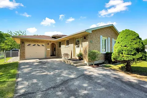 1 Ponderosa Crescent
