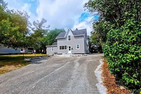 717 King Street W