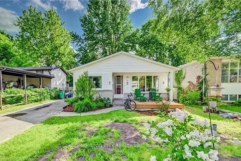 53 Helene Crescent