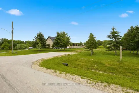 1022 Currie (Whole Lot) Street