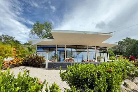 * Tranquila Vista al Mar * Estates W