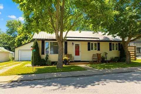 14 Bay Avenue