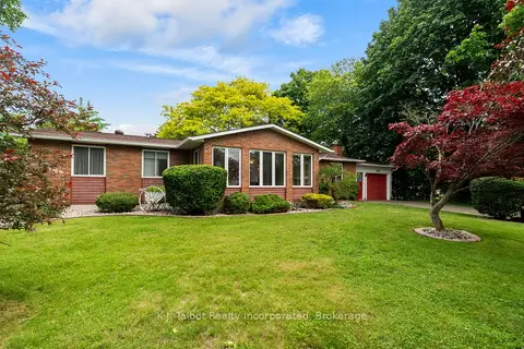 232 Picton Street W