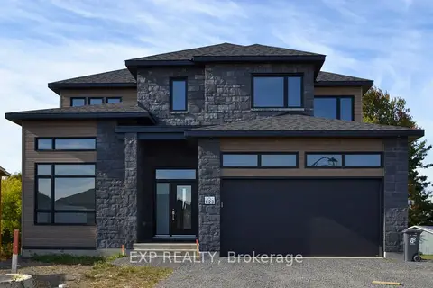 623 Montessor Crescent