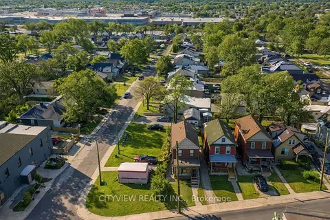 382 Beach Road