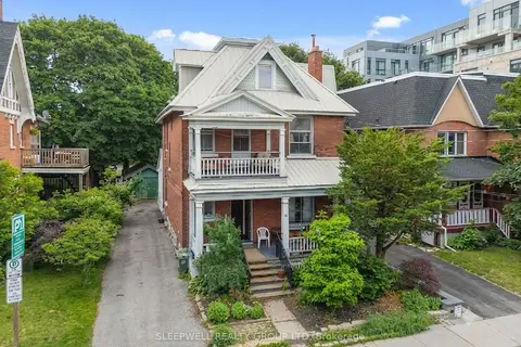 86 Fourth Avenue