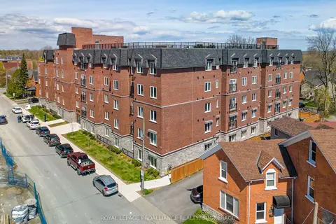 501 Frontenac Street 502