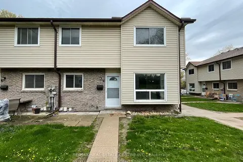 453 Albert Street 16