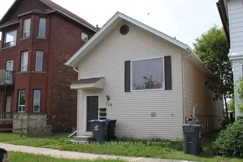 129 McKellar Street N