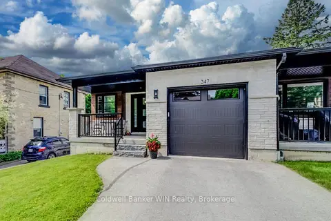 247 Fergus Street N