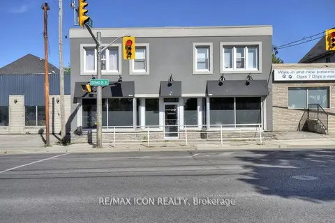 952 Oxford Street E
