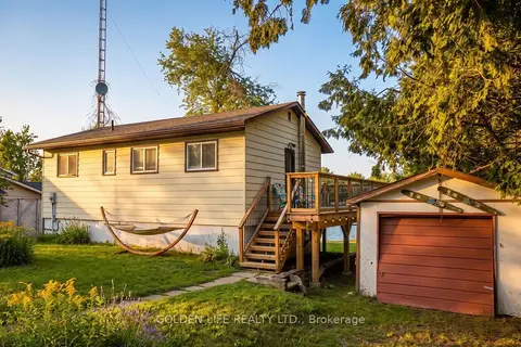 24 LAWRENCE Street N