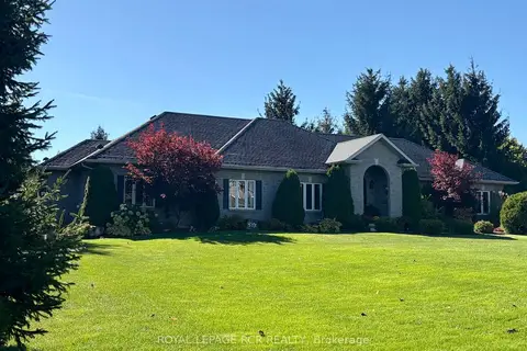 6 Brookhaven Crescent