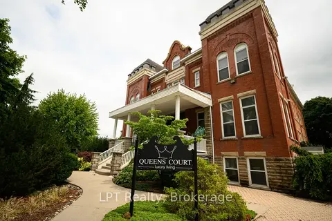 317 Queen Street 302