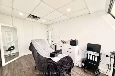 1288 Commissioners Road W E