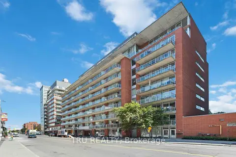 383 Cumberland Street 412