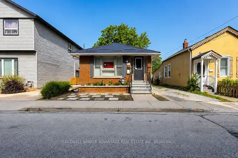 33 Raymond Street