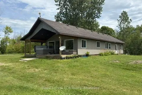 382162 E Concession 17 Road E